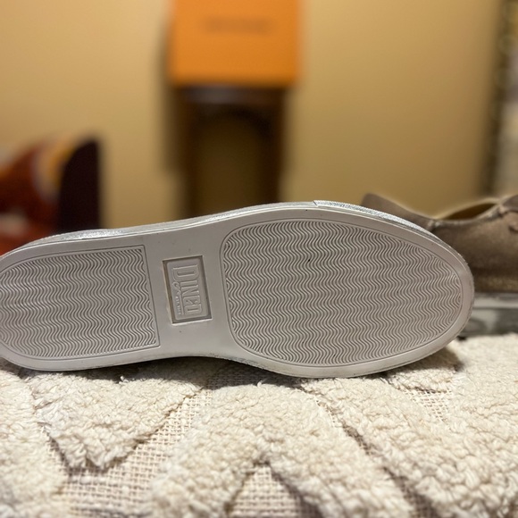 Dingo Womens Playdate Metallic Sneakers - Size 8.5 (Never Worn) - Picture 4 of 6